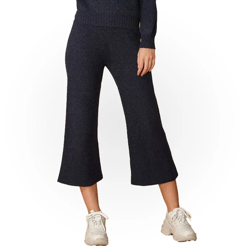 Women's Ribbed Crop Pants in Midnight Big Savings