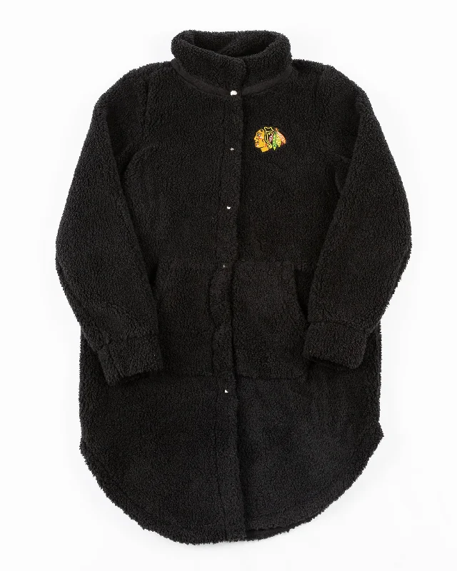 Zoozatz Ladies Chicago Blackhawks Sherpa Shacket Unleash Your Trendy Side