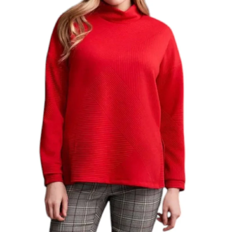 Quilted Knit Tunic Top In Scarlet Trend Alert