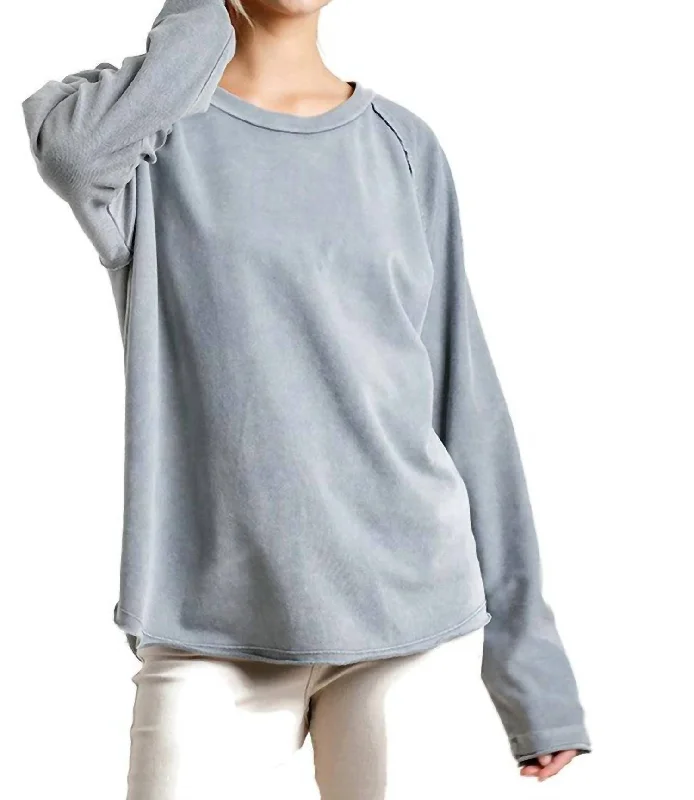 Mineral Washed Raw Hem Top In Grey Modern Women's Fashion